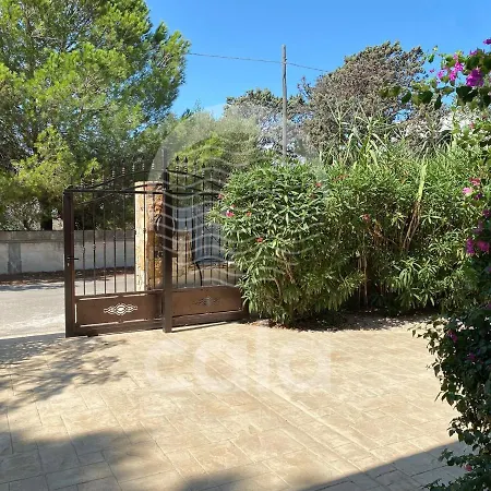 Sebastia - 100m Dalla By Cala Salento